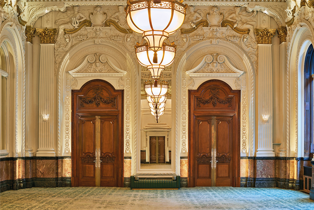 The Grand Ballroom at The Grand Hotel Birmingham. Gallery Image