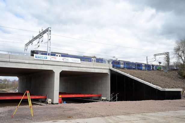 A cross divisional job as we help move the Ravenscraig bridge into position. Gallery Image